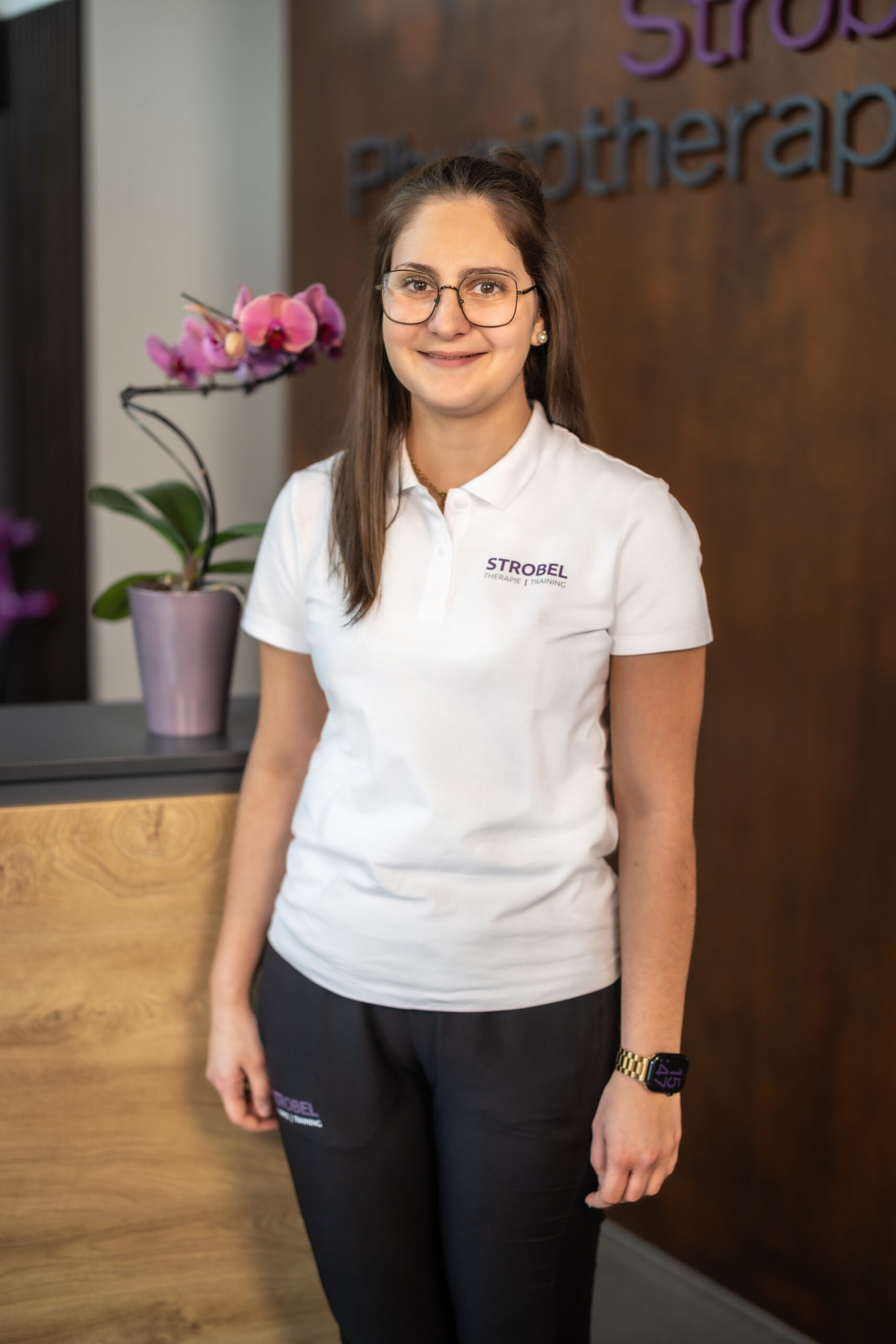 Privatpraxis Physiotherapie - Mitarbeiterin Team Strobel
